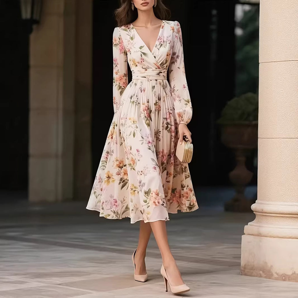 Elegant Blomstret kjole med V-hals